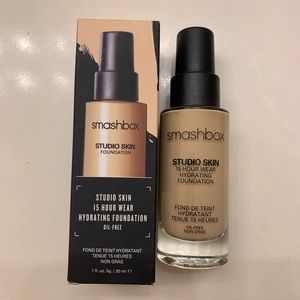 NWT | Smashbox Studio Skin Foundation | Shade 1.1